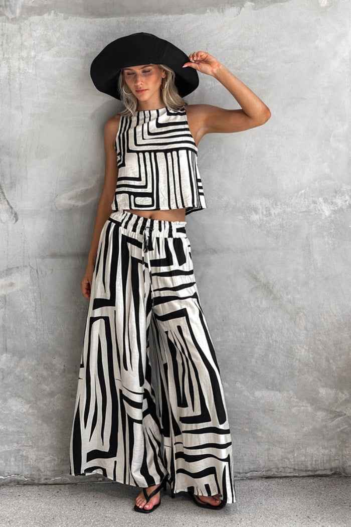 Summer Several Printed Casual Loose Vest Wide Leg Straight Pants Set - Yara fashion Yara fashion 46.99